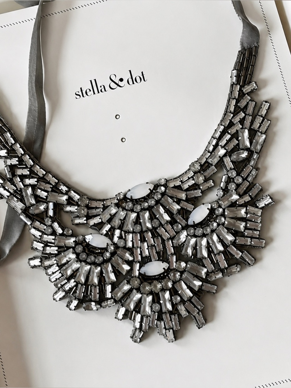 Stella & Dot Gala Statement Necklace